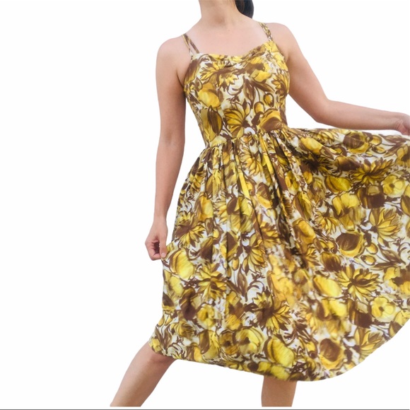 🌻Flower child dress🌻 - Picture 2 of 7